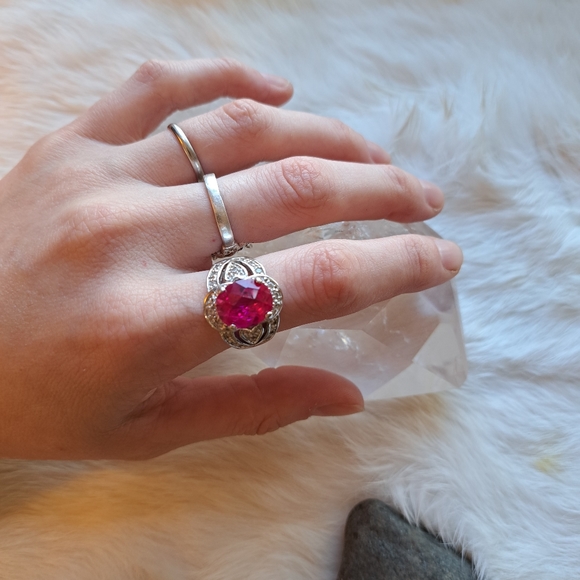 Sterling Silver & Ruby Ring - Size 7 - Picture 8 of 8